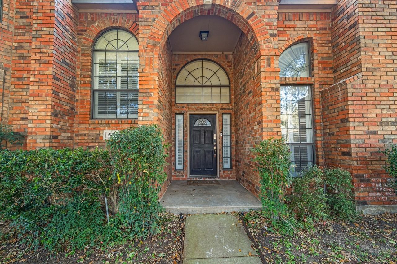 619 Allen Rd - Photo 2 of 24