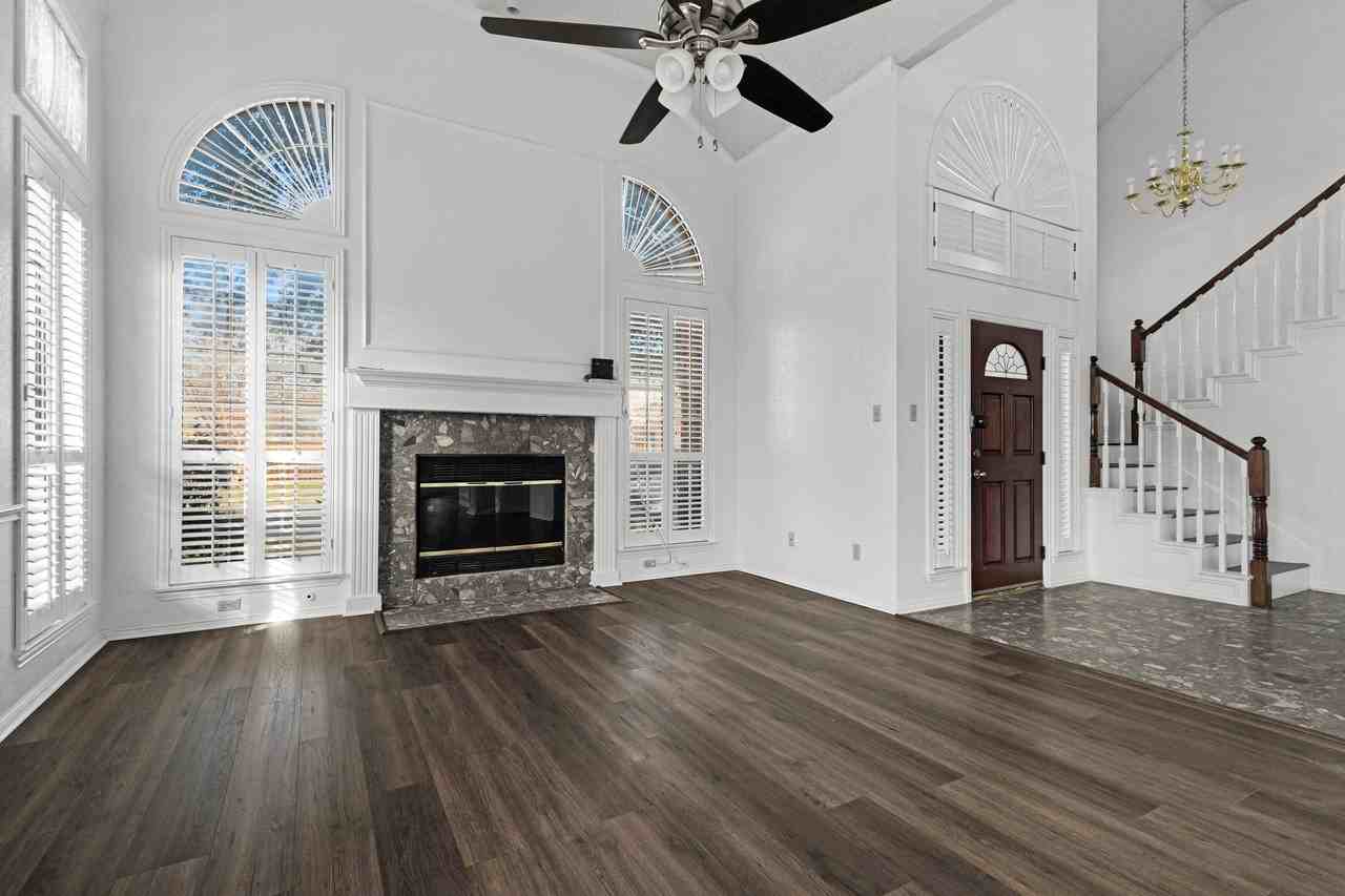 619 Allen Rd - Photo 5 of 24