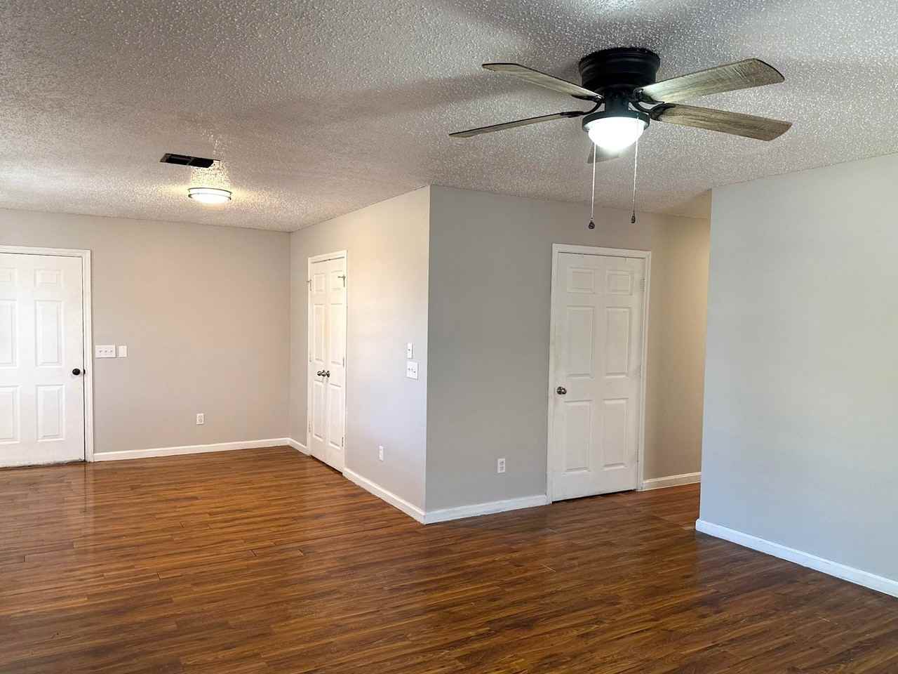 2460 Chinkapin Way - Photo 4 of 29