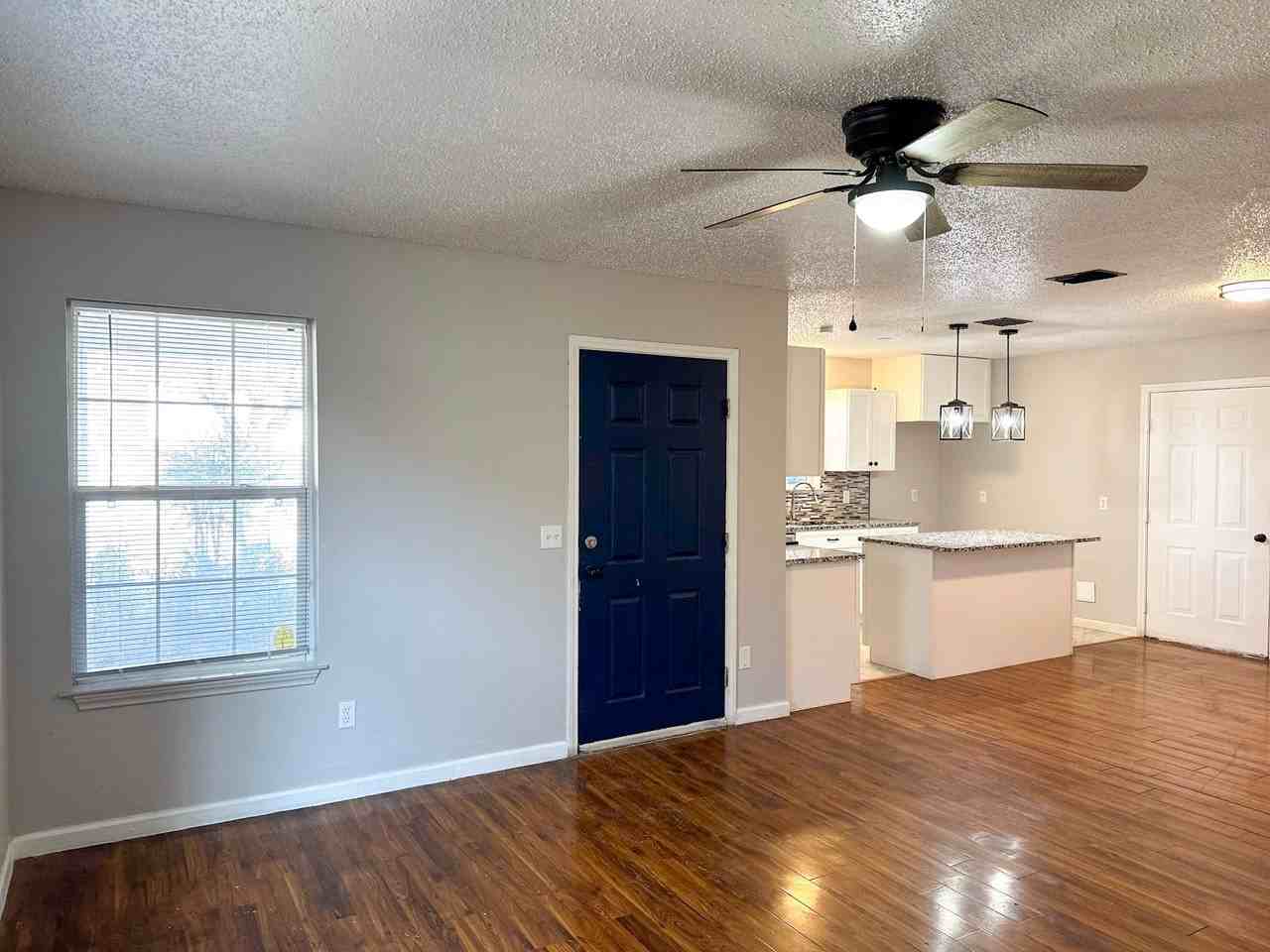 2460 Chinkapin Way - Photo 5 of 29
