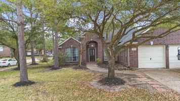 featured image of 10134 W Temple Dr