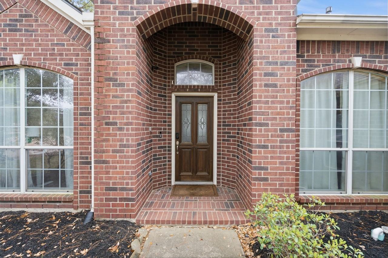 10134 W Temple Dr - Photo 2 of 25