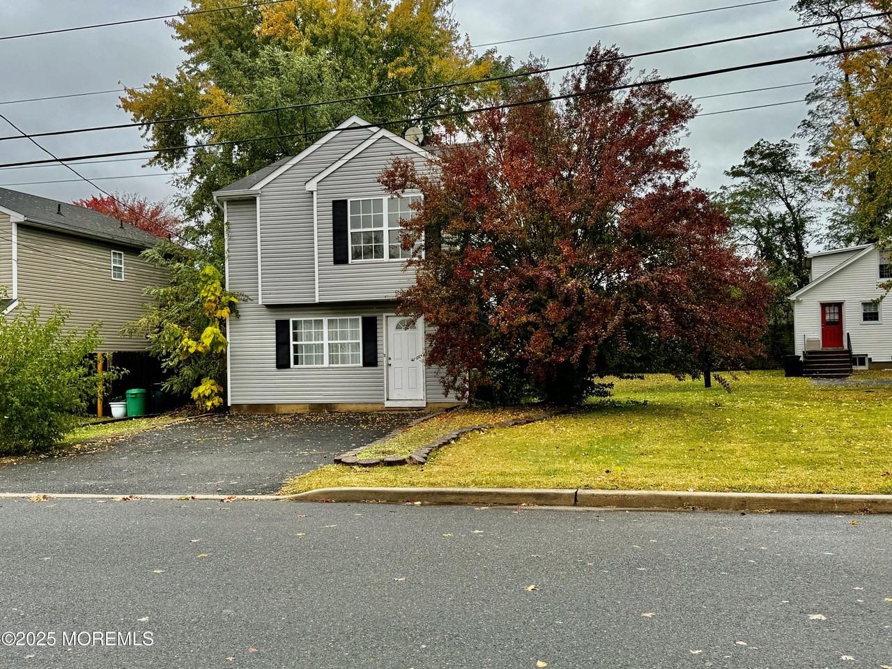 244 Raritan St - Photo 2 of 18