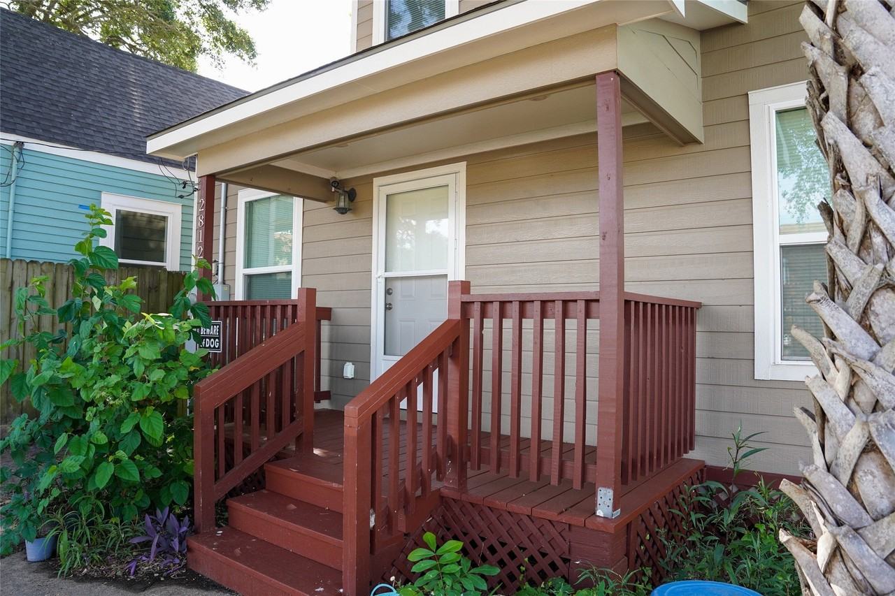 2812 Avenue M - Photo 3 of 13