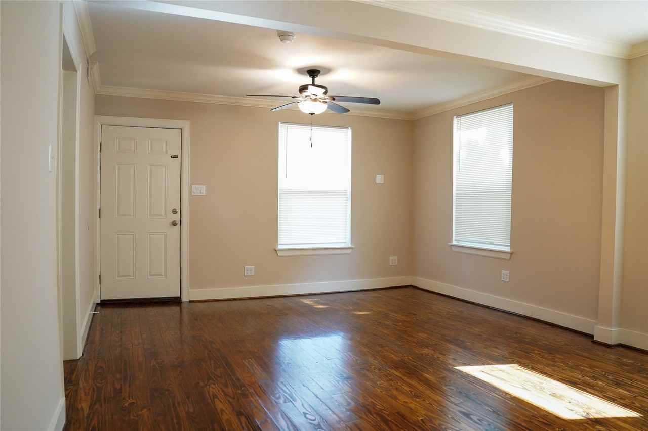 2812 Avenue M - Photo 7 of 13