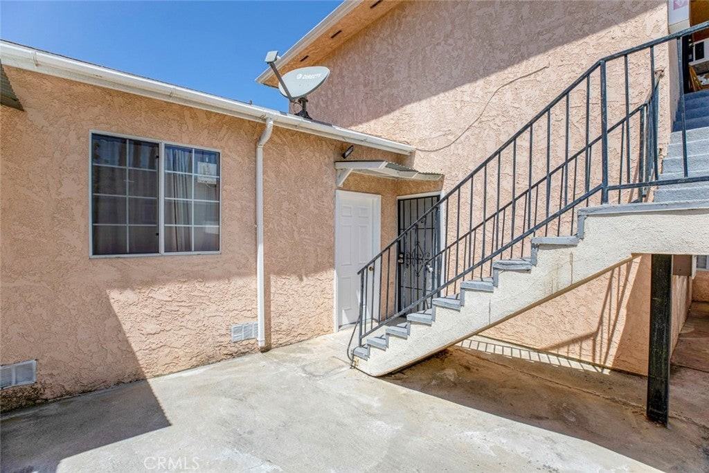 14319 Tiara St - Photo 2 of 14