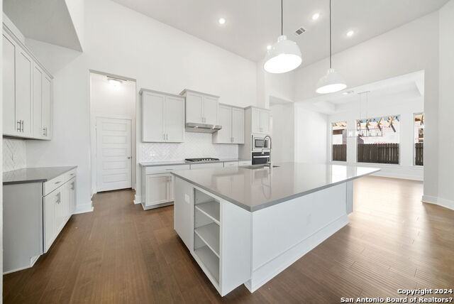 12515 Silver Gate - Photo 6 of 24