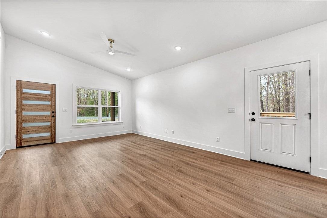 22 Wigtown Ln - Photo 4 of 28