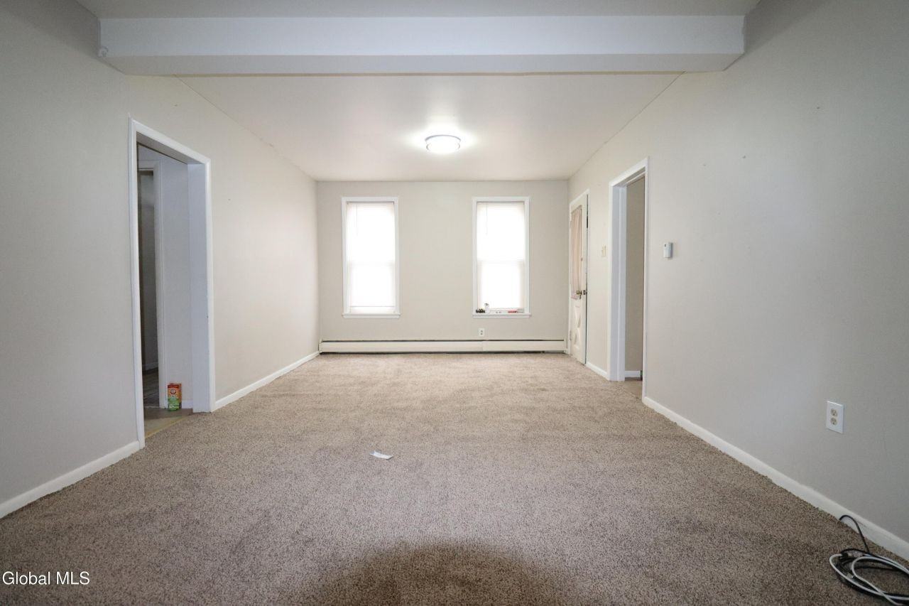 29 Stewart St - Photo 6 of 19