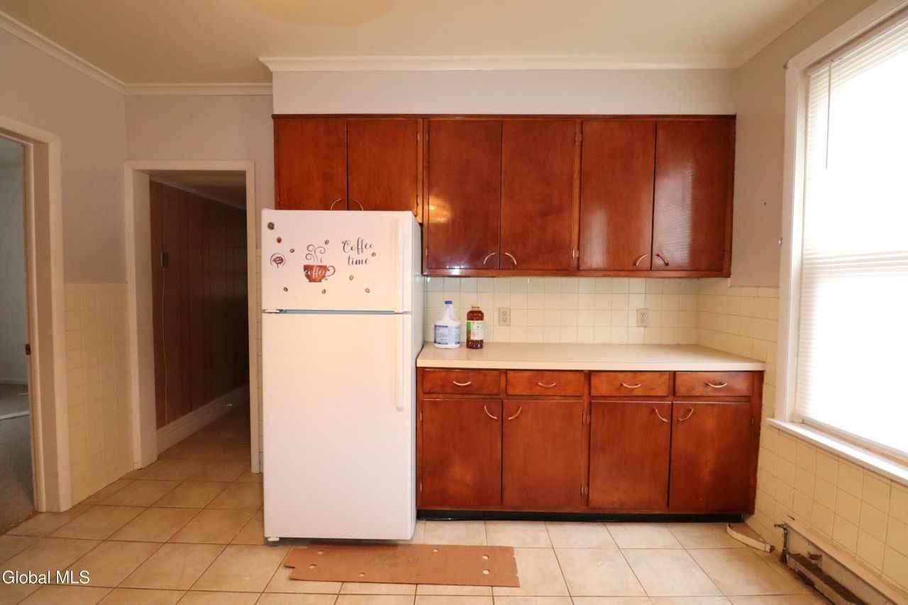 29 Stewart St - Photo 7 of 19