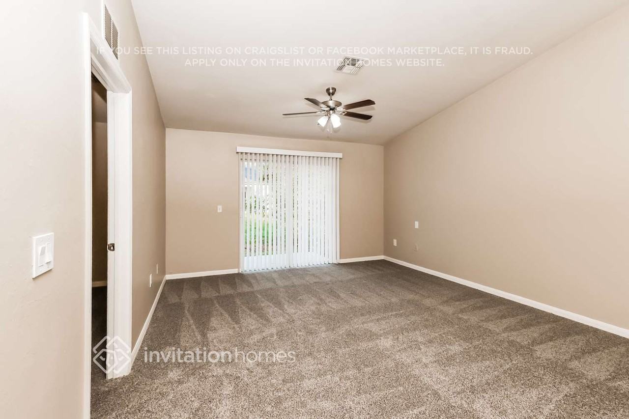 2422 Joe Ave S - Photo 3 of 17