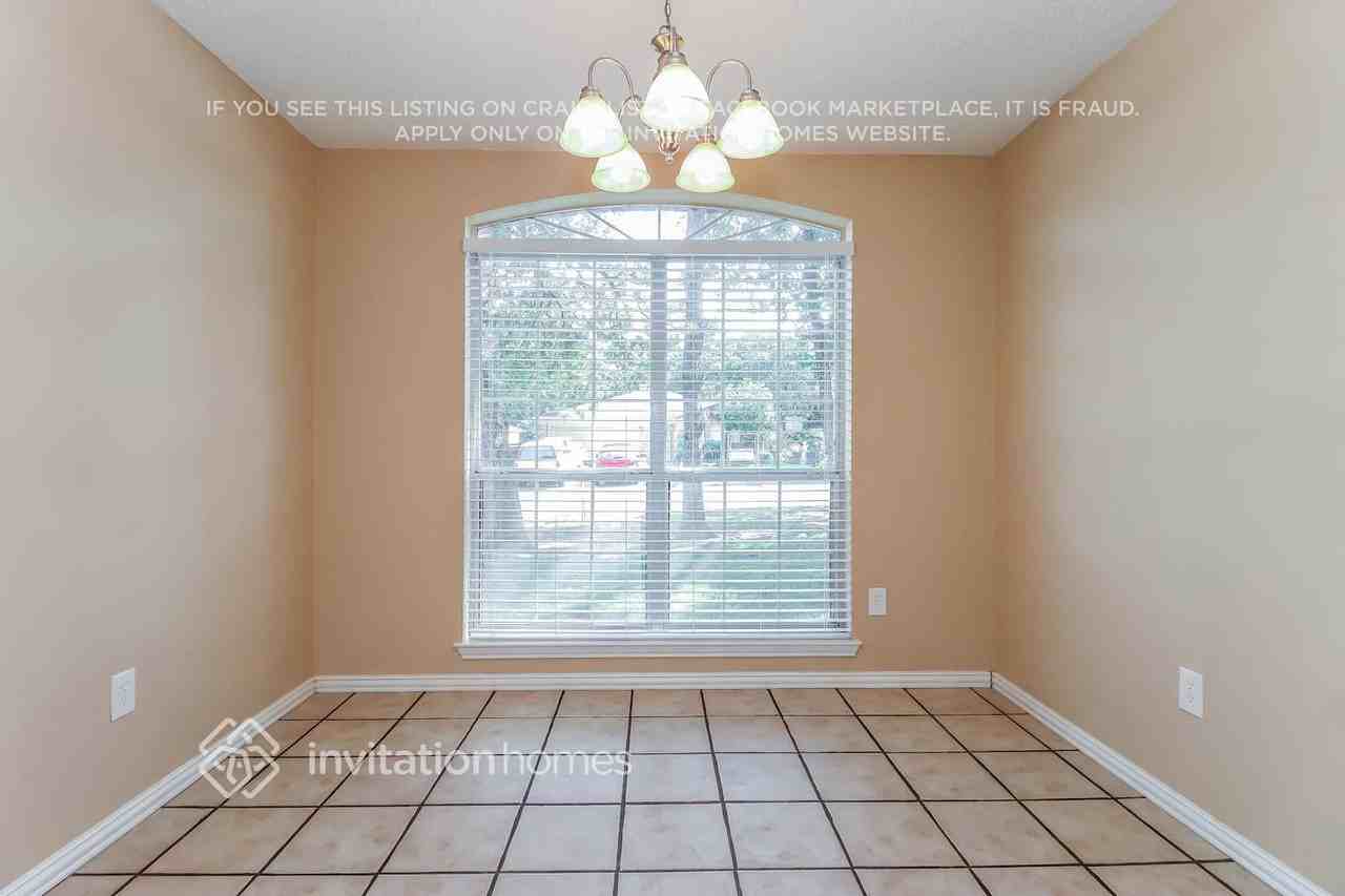 1216 Hidden Creek Dr - Photo 7 of 21