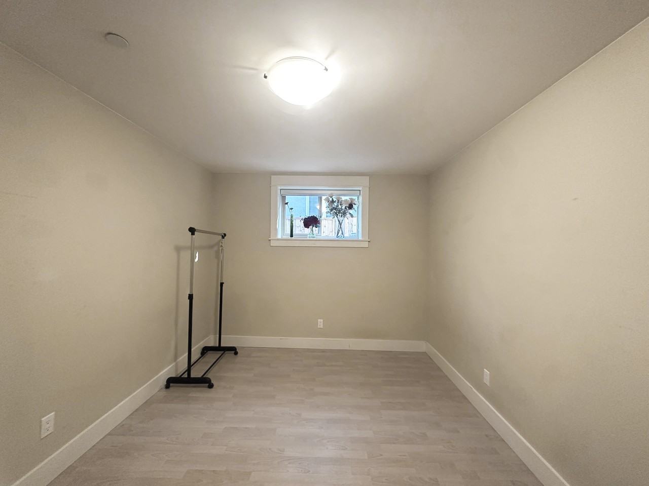 2759 West 34th Avenue - Photo 6 of 12