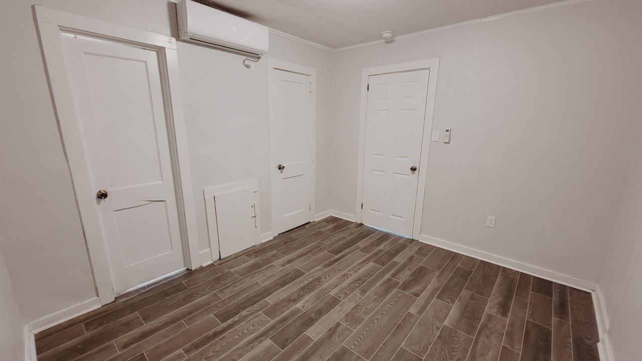 1622 Colleton Ave Se #4B - Photo 2 of 12