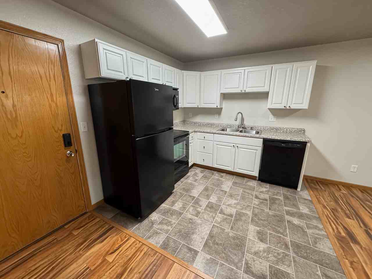 117 W Main St #8 - Photo 2 of 16