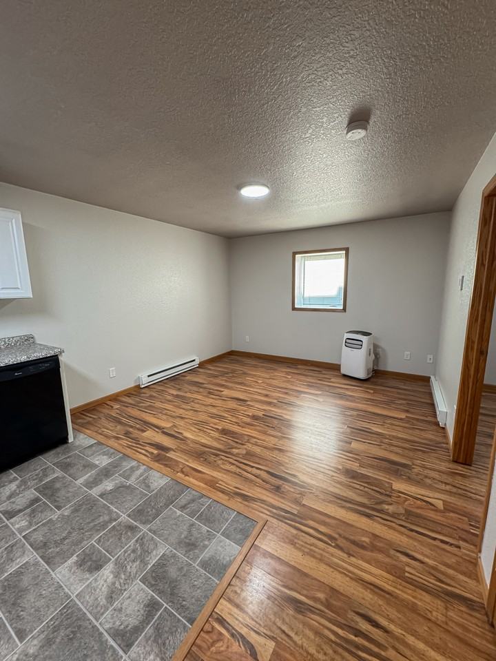 117 W Main St #8 - Photo 3 of 16