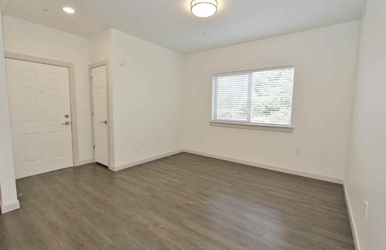 1714 N Cole Rd #105 - Photo 4 of 19