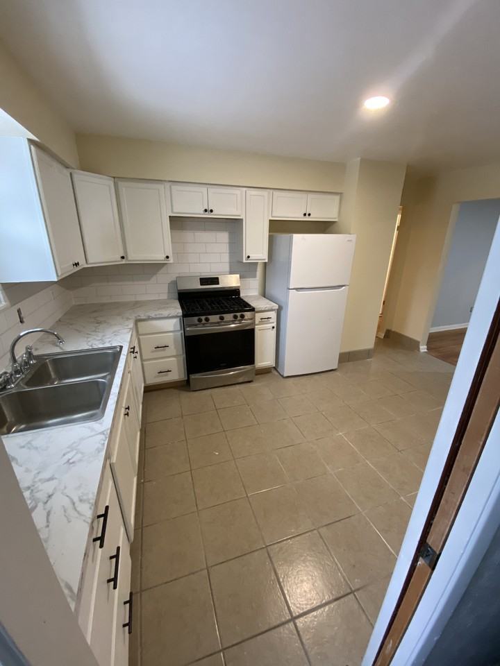 8041 Wesley Dr #8043 - Photo 5 of 24