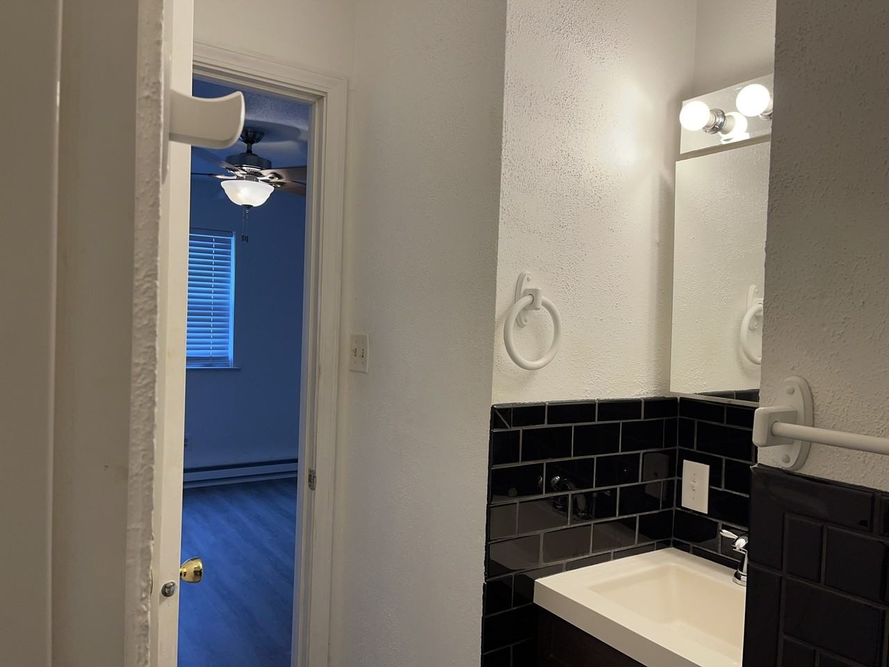 726 W Idaho Ave #2 - Photo 2 of 10