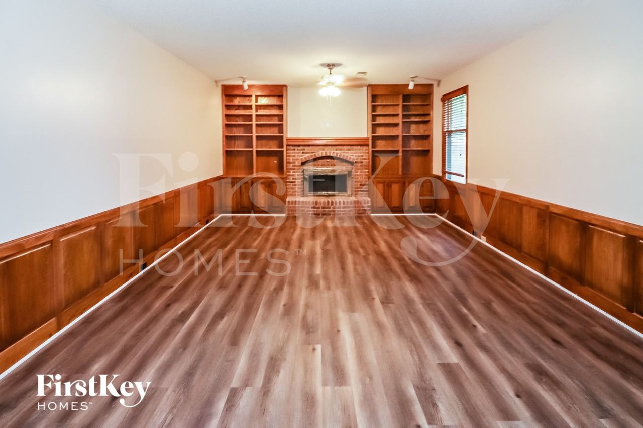 2012 S Downing St - Photo 2 of 15