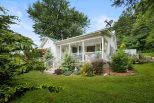 456 Ena St - Photo 1 of 1