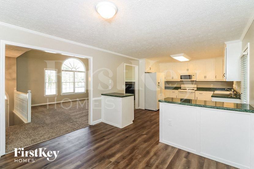 112 Wood Gate Dr - Photo 5 of 15