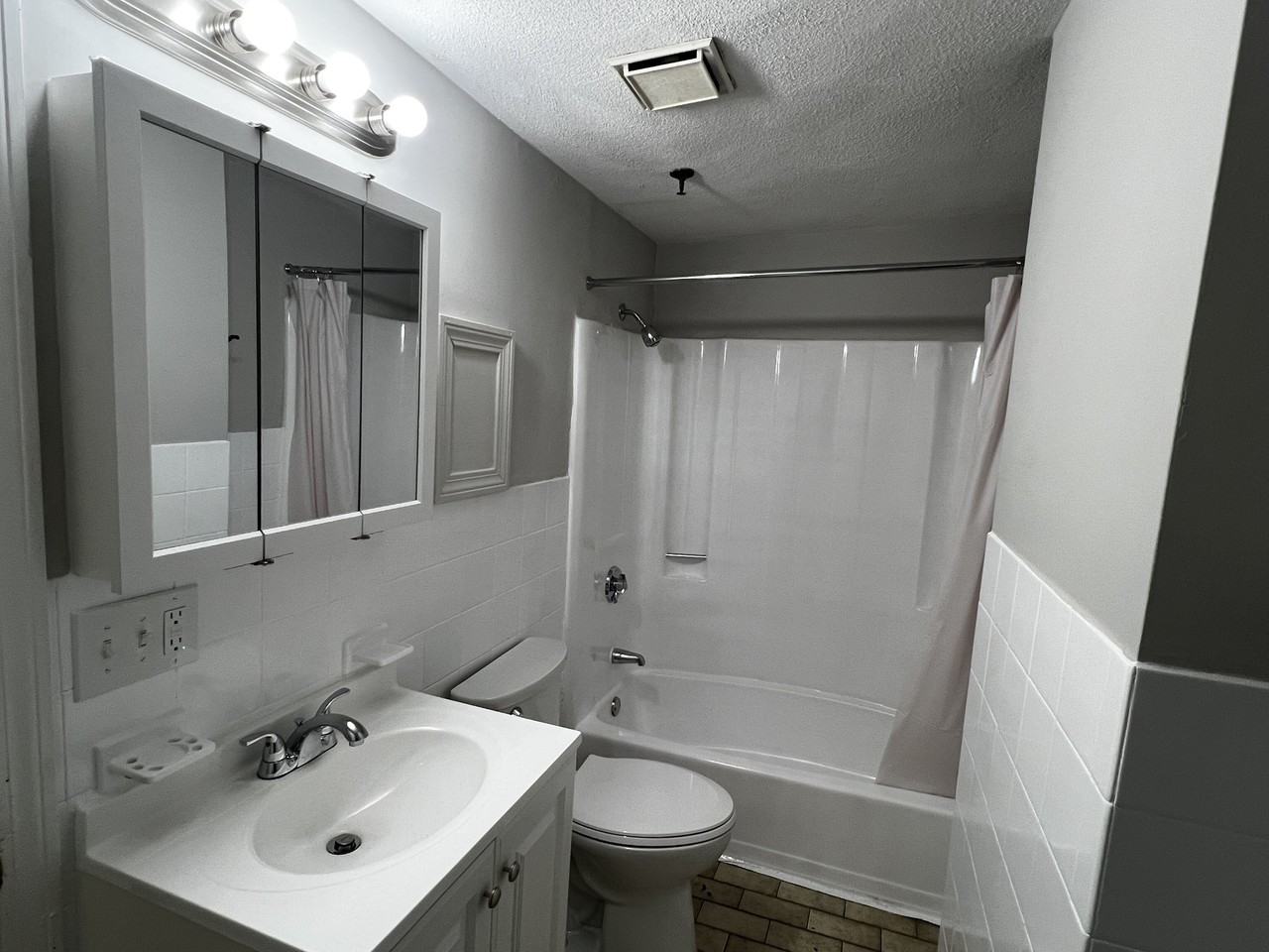 85 Broad St #326 - Photo 4 of 6