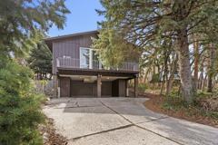 689 Sunset Ln - Photo 1 of 1