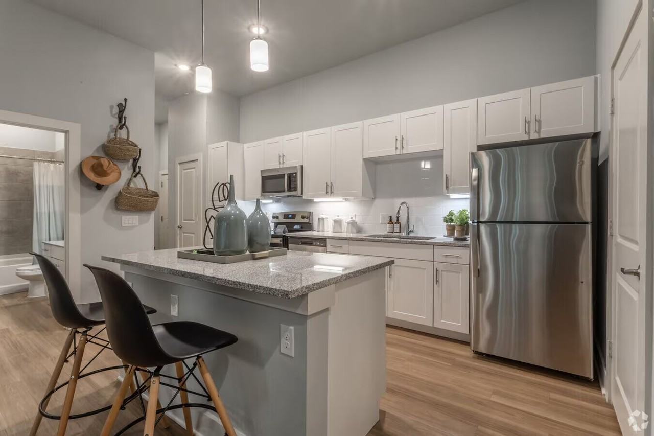 1206 Wilson Rd #FHH2