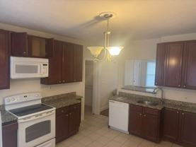 293 School St #2L - Photo 1 of 1