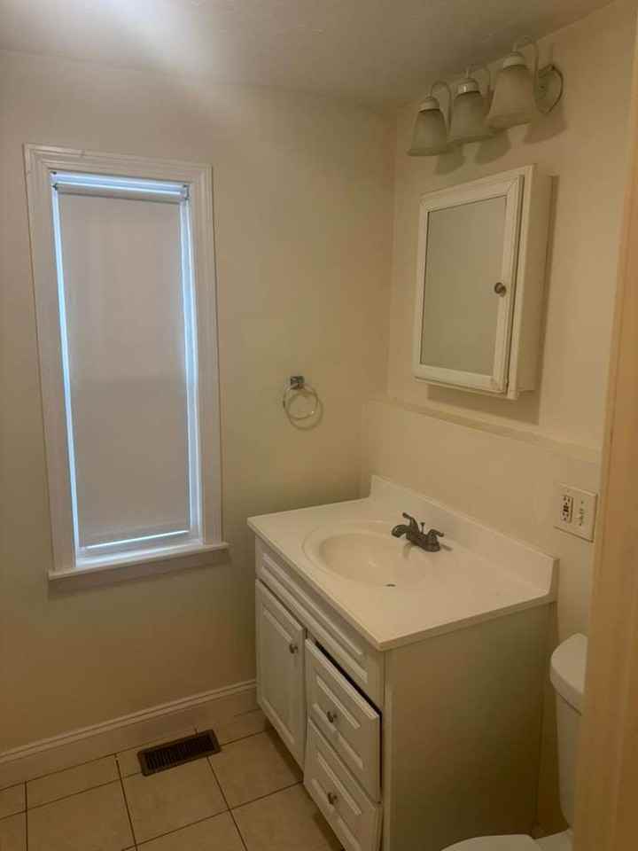 293 School St #2L - Photo 4 of 12