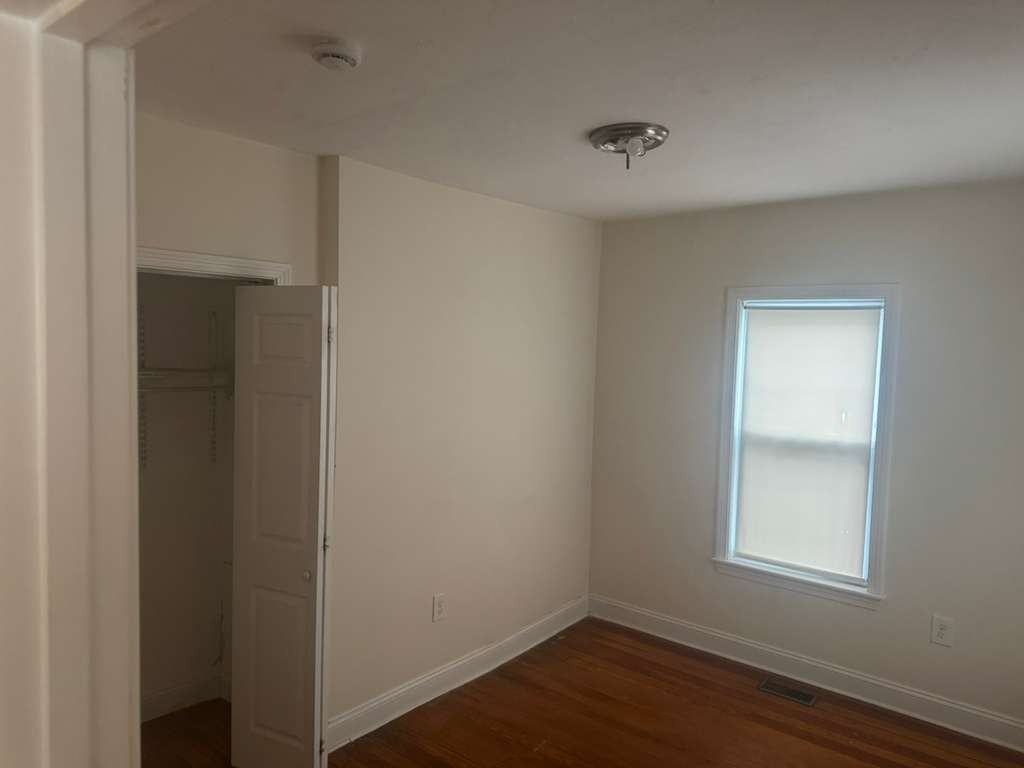 293 School St #2L - Photo 5 of 12