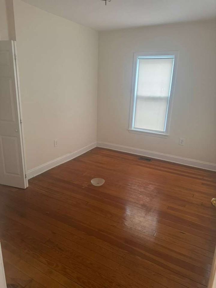 293 School St #2L - Photo 7 of 12