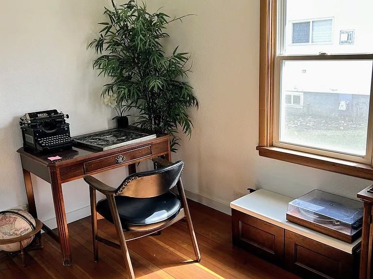 908 N A St - Photo 4 of 20