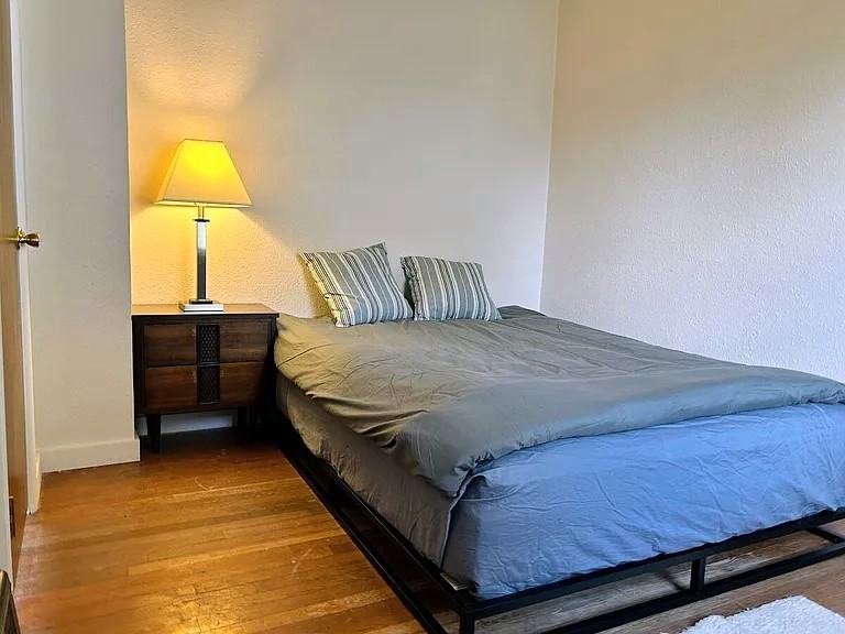 908 N A St - Photo 7 of 20