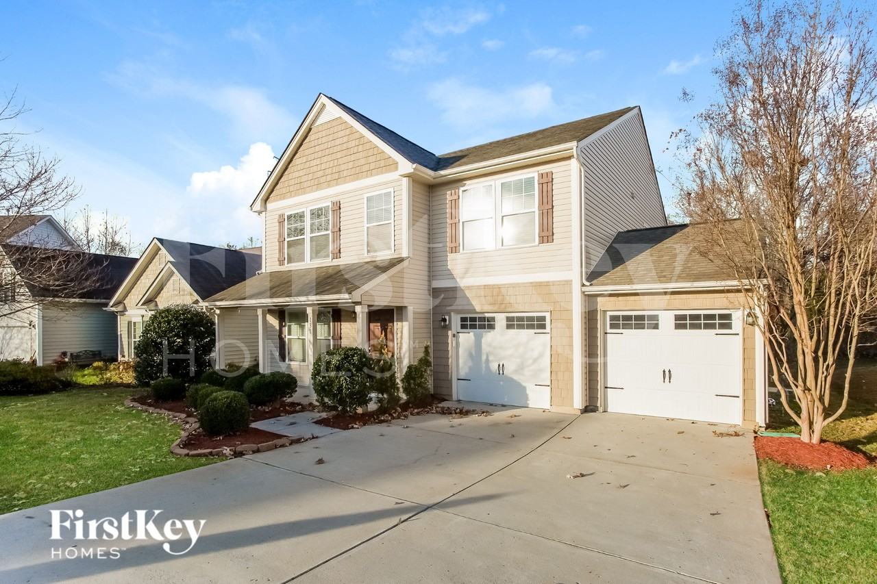 131 Tilton Dr - Photo 2 of 18