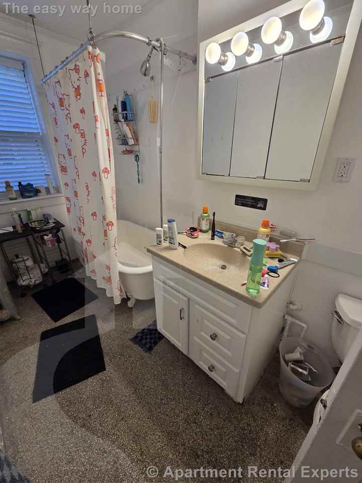 25 Fairfield St #6 - Photo 4 of 10