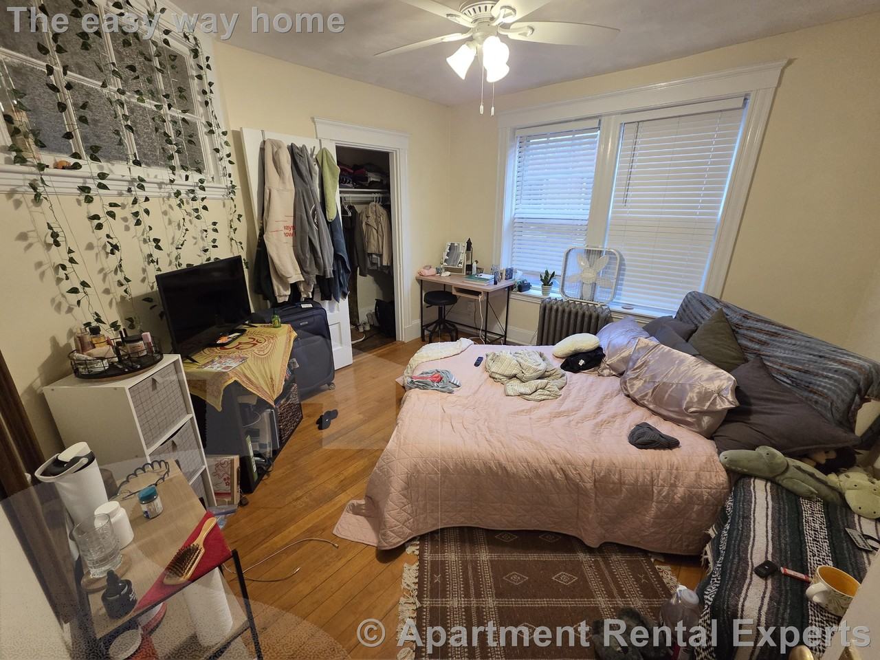 25 Fairfield St #6 - Photo 5 of 10