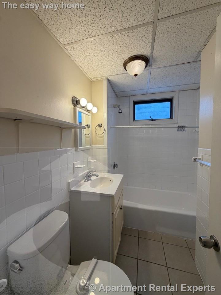 93A Capen St #2 - Photo 6 of 14