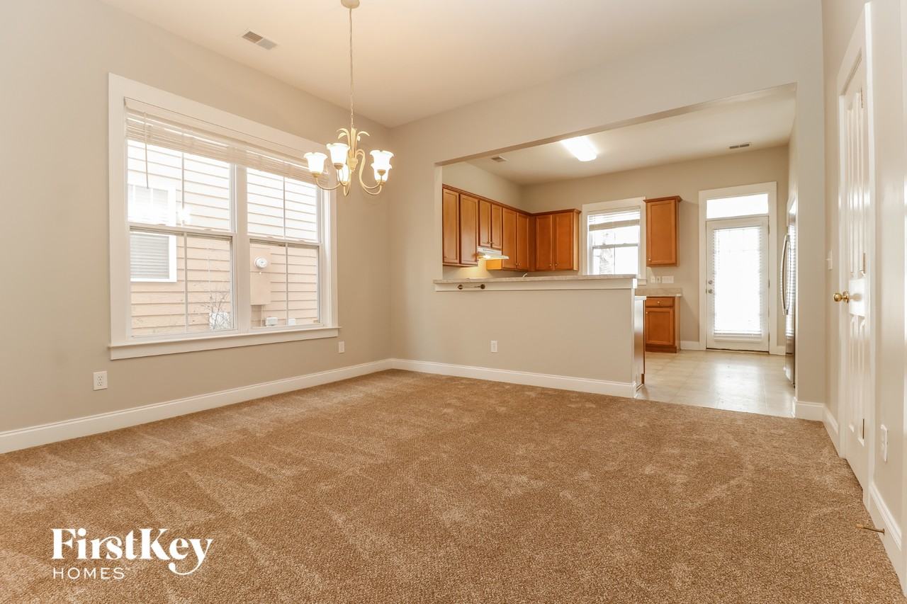 103 Barberry St - Photo 4 of 15