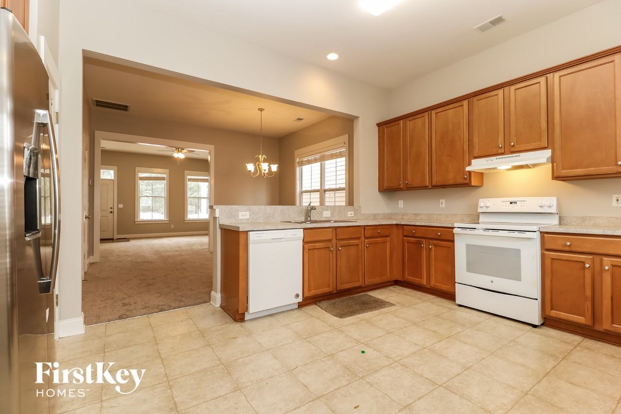 103 Barberry St - Photo 7 of 15