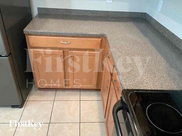 1335 Emerald Hill Way - Photo 6 of 13