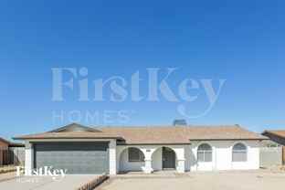 4564 W Onyx Ave - Photo 1 of 1