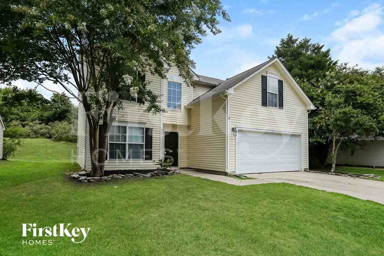 1941 Summit Ridge Ln - Photo 3 of 15