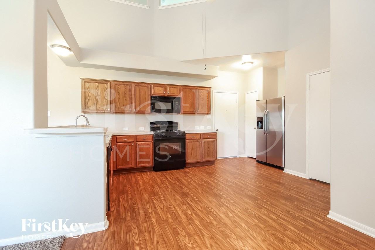 4619 Monarch Blue Ln - Photo 5 of 15