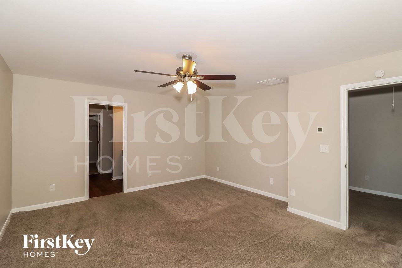 1218 Dianne Dr - Photo 7 of 14