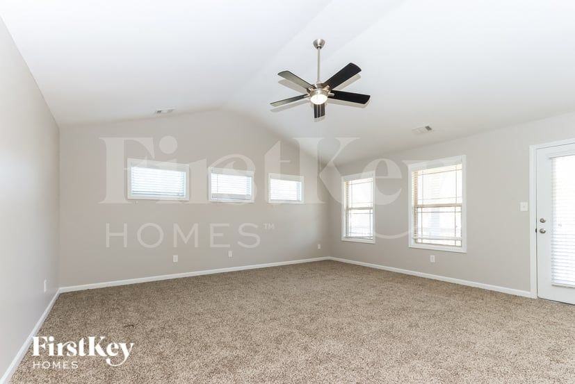 115 Macalester Dr - Photo 7 of 15