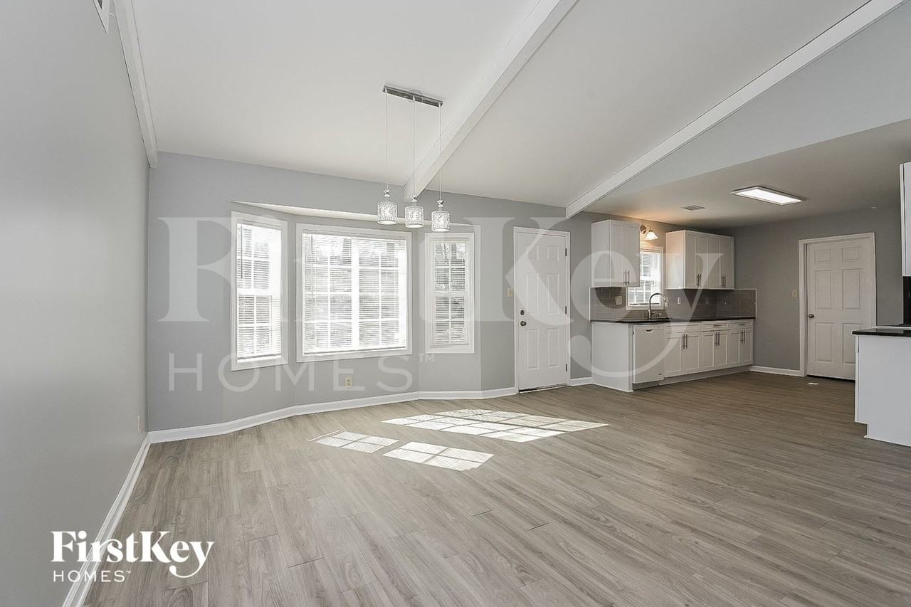 4257 Centennial Trl - Photo 5 of 15