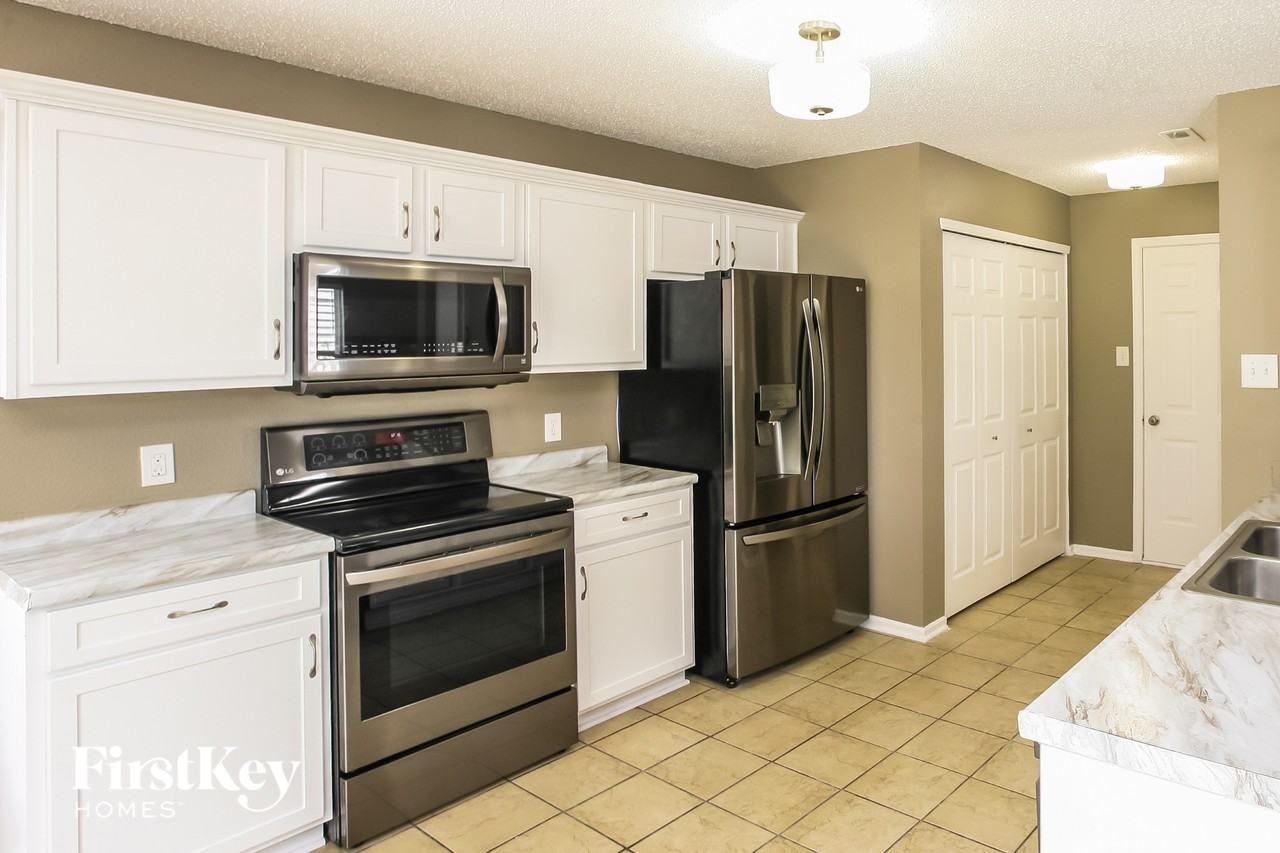 15498 Border Dr - Photo 5 of 15