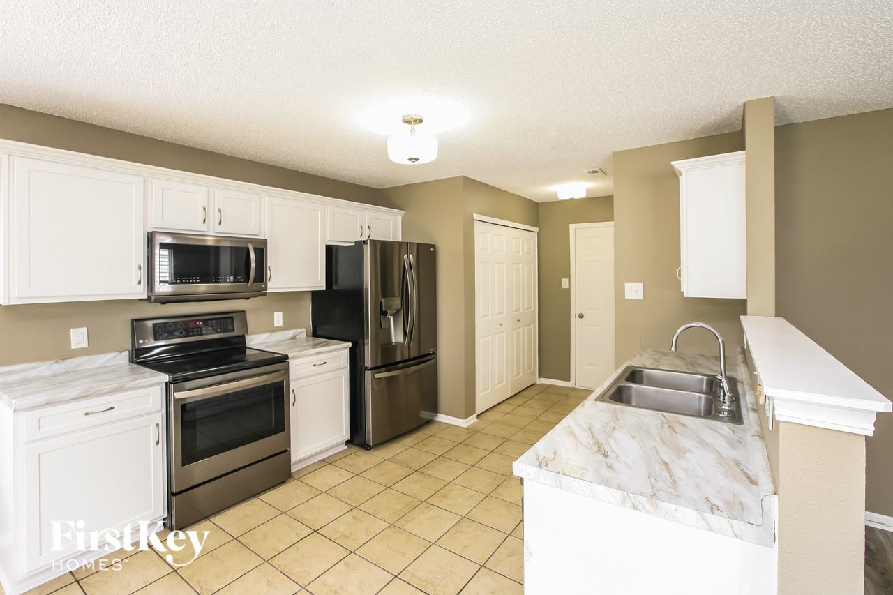 15498 Border Dr - Photo 7 of 15